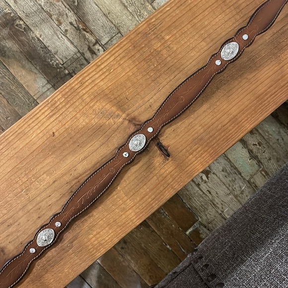 Brown Western Style Belt with Silver Accents - Picture 2 of 5